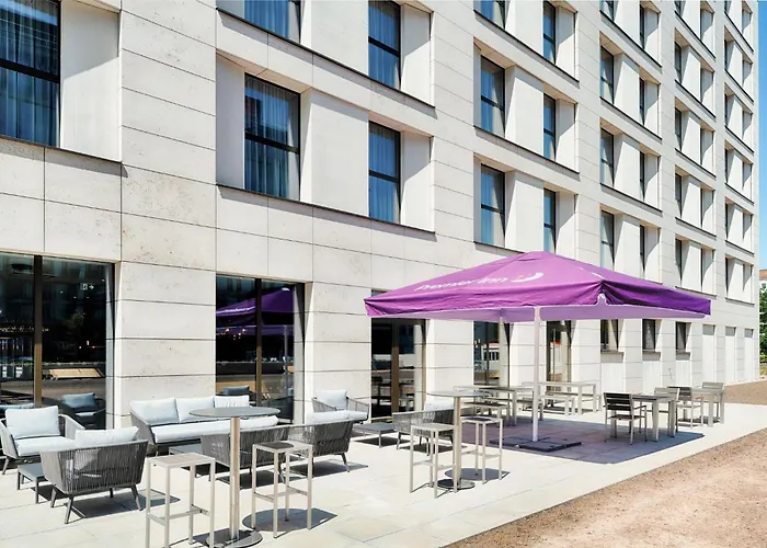 Premier Inn Darmstadt City Centre
